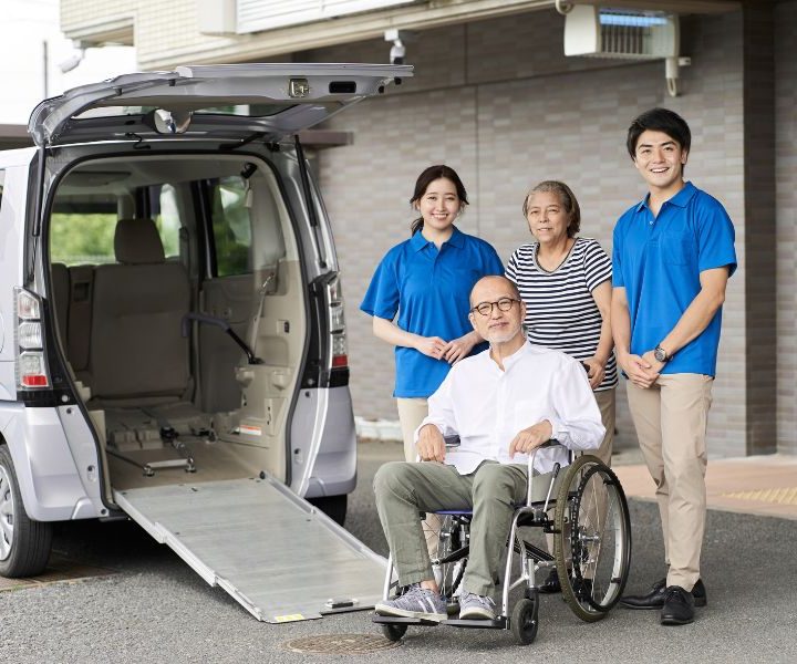 送迎-介護アシスト